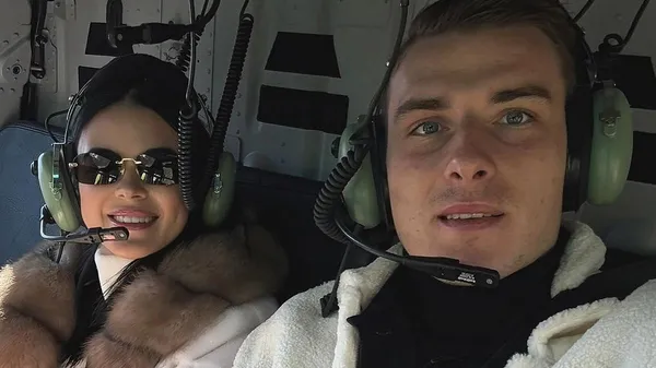 Лунін та палка брюнетка в сукні з глибоким вирізом – захопливе фото і всього 3 побажання