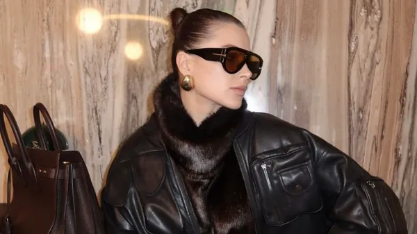 Зваблива любка Дубінчака постала у спокусливих сукнях – чоловік втратив дар мови