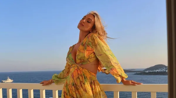 Зірка Баварії таємно одружується: на пальці розкішної кралі вже сяє вишукана каблучка