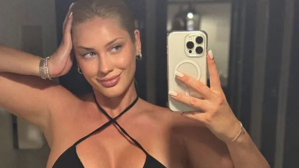 Дуже пікантно: сексуальна Зубкова блиснула оголеними грудьми – вражаюча відвертість від красуні