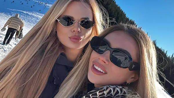 Тусовка батьків: Лучкевич і Безбородько радіють, поки дитина одного дрімає – жінка підловила