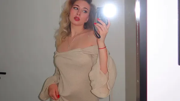 Зимова історія краси: обраниця Климчука як з обкладинки журналу