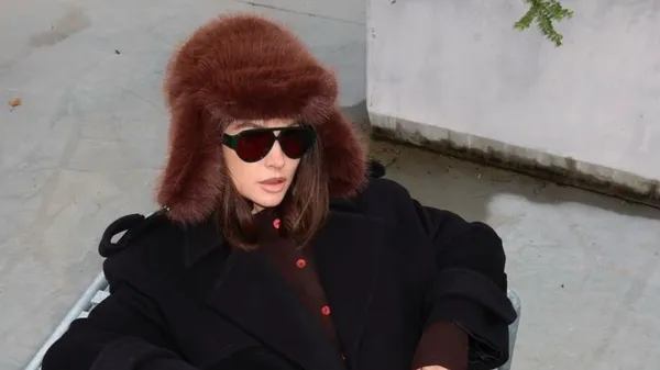 Кохана Дубінчака вразила мережу новим фото – ніжки на показ і неймовірний стиль