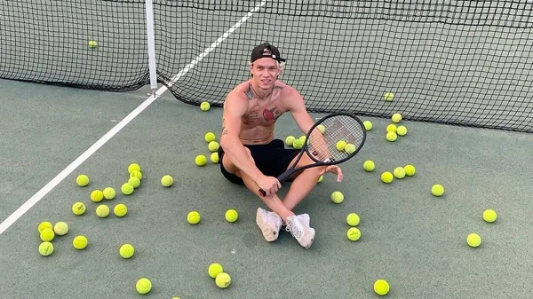 Мама Мудрика показала, як українські артилеристи вітали його з днем народження: вогняний привіт