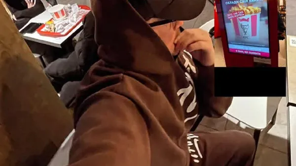 Мілевський влаштувався на дві роботи – оригінальний набір футболіста, який тане в обіймах коханої