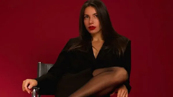 Бех-Романчук показала довершену фізичну форму в привабливому образі – солодкі кадри з відпочинку