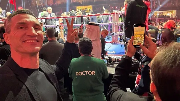 Клички з Усиком подзвонили до Шварценеггера: "Новорічний вечір зі змішаними почуттями"