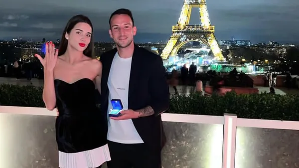 "3 роки разом": колишня ведуча Металіста 1925 відзначила річницю шлюбу з футболістом – краса