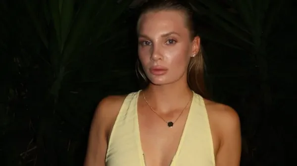 Чарівна Ястремська сяє на всі сто – тенісна зірка зачаровує природною красою