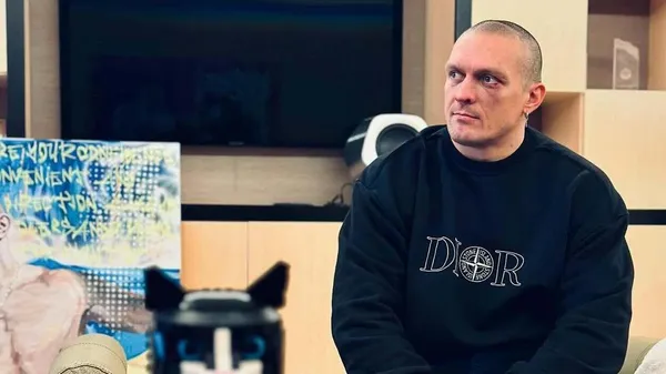 Усик пригадав сумніви тренера, коли отримав важкий удар в обличчя до крові: "Ти вже не прийдеш"