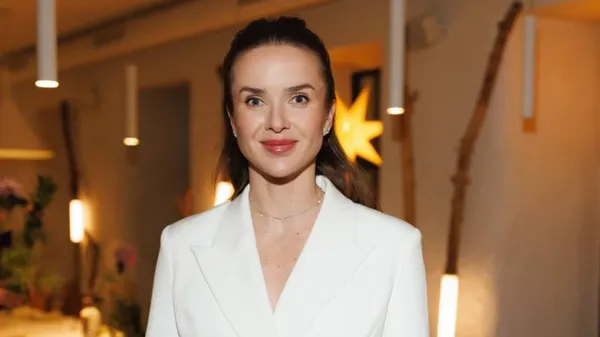 Неймовірна спека та сяюча усмішка – Світоліна захопила мережу новими фото з кортів