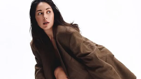 Неймовірна кохана Довбика показала, як поєднати тренди цього сезону в італійському стилі – фото