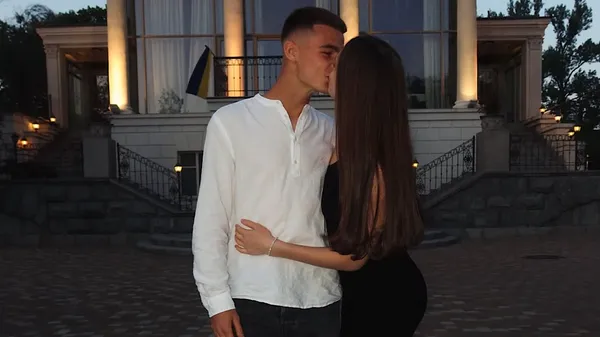 "Ще трохи і золотий м'яч...": Яцик відсвяткував свої 22 – ефектна кохана неабияк в нього вірить