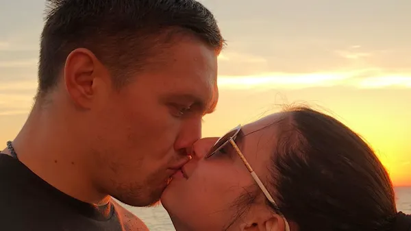 "С твоим днем, люблю!": неповторимому Усику исполнилось 38 – инфопространство гудит от поздравлений