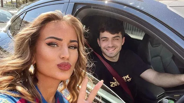 Самый загадочный лидер Барселоны покоряет обольстительных блондинок – тайна личной жизни раскрыта