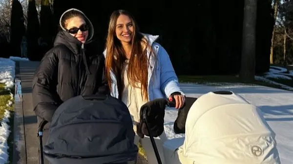 Нове життя: Попова та Суркіс розквітають у ролі матусь