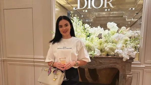 Cумка Луніної "переплюнула" Birkin і підірвала модний світ – Анастасія має казковий вигляд