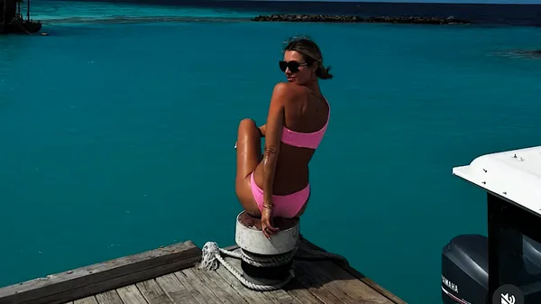 Чарівна пасія Ротаня сяє на сонці – від такої краси важко відвести погляд