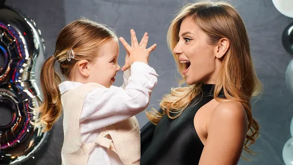 "Ми знову тиждень вдома": поки Гуцуляк весь у справах – екс-любка сама бореться з хворобами доньки