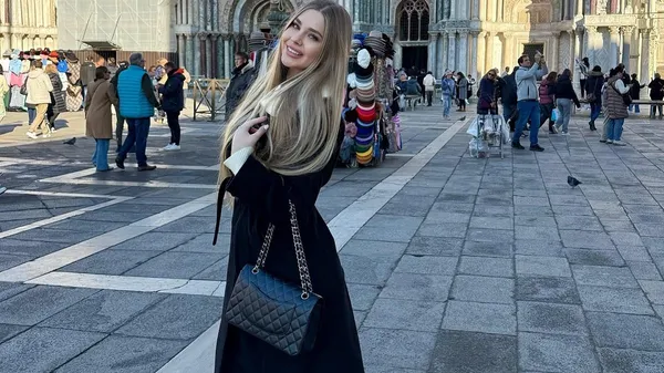 Забарная показала, ради чего разделась до обольстительного бикини – подхватила тяжелый ритуал Ильи