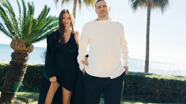 Роскошная жена Усика очаровала фото с маленькой дочкой Марией – моменты нежности и счастья