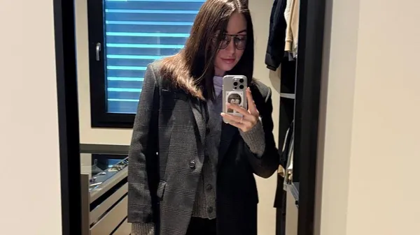 Дружина Довбика показала відверте фото в ліжку з коханим – як змінилися стосунки за 8 років