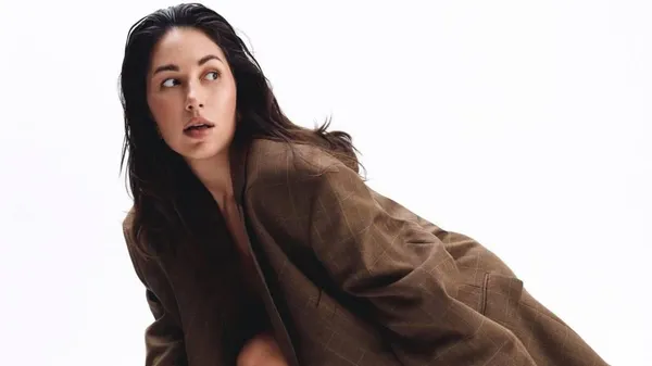 Идеальная фигура жены Довбика: сила, гибкость и абсолютная гармония