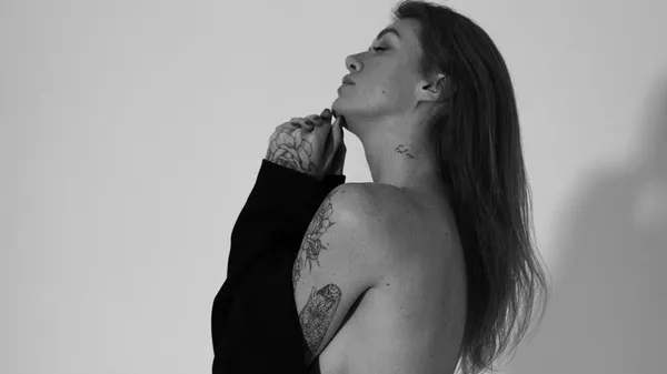 Українська волейболістка знову спокусливо роздяглася до межі забороненого – сама від себе в захваті