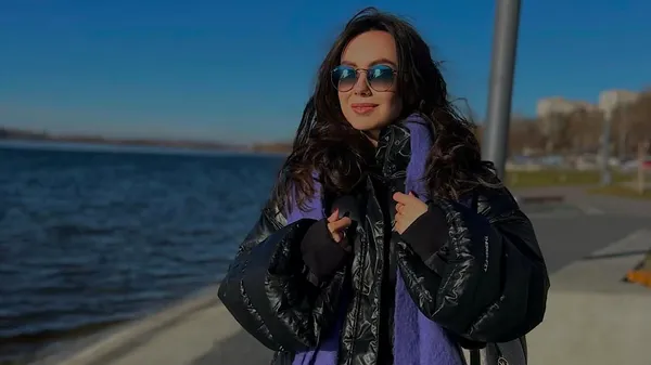 Романтика під небесами Португалії: дівчина футболіста Вереса на межі землі й океану