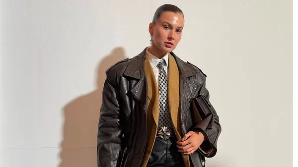 Жена Дубинчака заходит в игру: изысканный лук, который достоин красной дорожки