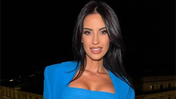 Непревзойденная итальянская ведущая уже в который раз подняла на уши всю сеть – секс в чистом виде