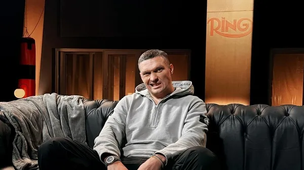 Усик отримав ступінь доктора філософії – з'явилося відео захисту дисертації