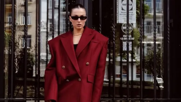 Мода без правил: избранница Дубинчака идеально соединила женственность с бунтом