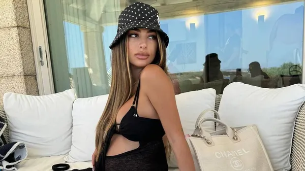 Возлюбленная героя ПСЖ очаровывает красотой: шикарная леди станет женой – любит украинских дизайнеров