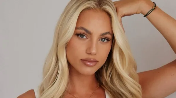 Спокусливий кадр: найгарячіша футболістка підкорює мережу новим дописом