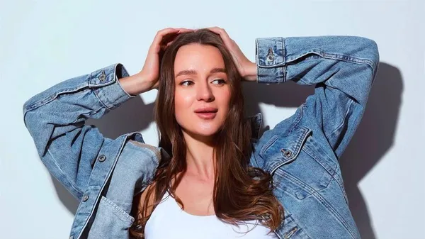 Семейные моменты в супругов Михайленко: жена полузащитника Динамо никак не дождется любимого