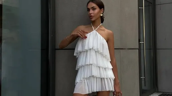 Совершенство в деталях: грациозная возлюбленная Шапаренко очаровала Европу – все внимание на ее спутника