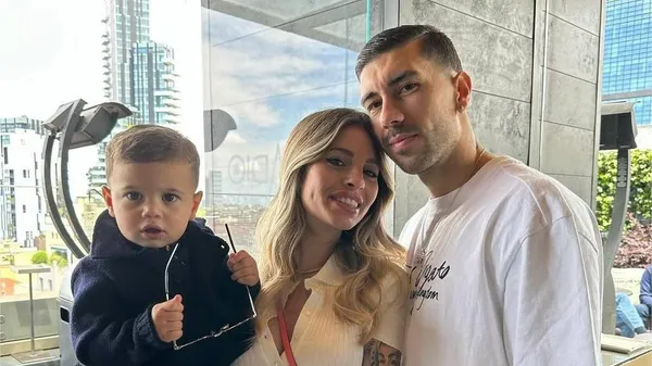 Дзаканьи мило проводит время с сыном – заразительный смех мальчика покорил сеть