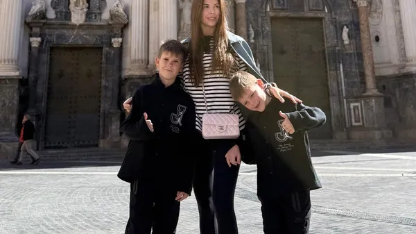 Сини Реброва супроводжували Лукаку та Куртуа: ексклюзивні кадри – оце так честь