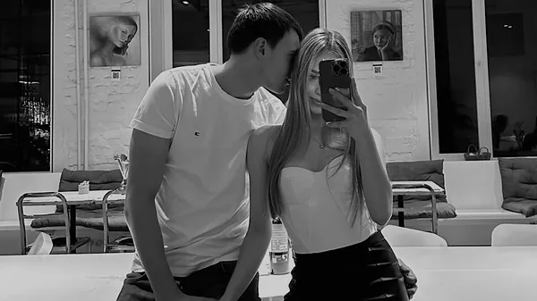 "Коли я побачила, що він лежить на полі без свідомості...": історія кохання ведучої і голкіпера УПЛ