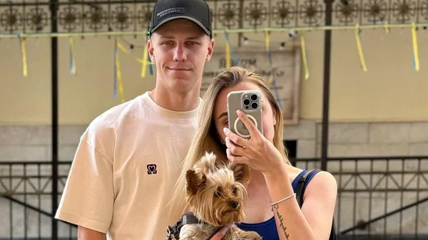 Дівчина футболіста збірної України роздяглася і нарвалася на компліменти – кайф у США: "Яка талія"