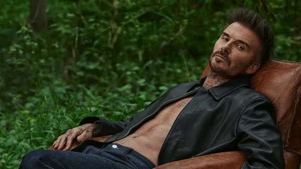 Бекхем привітав з особливим святом та показав архівні фото з мамою і тещею: "Мені так пощастило"