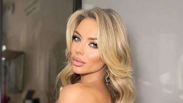 "Цветы – повод для новых фото": Шабанова покорила нежностью и изяществом