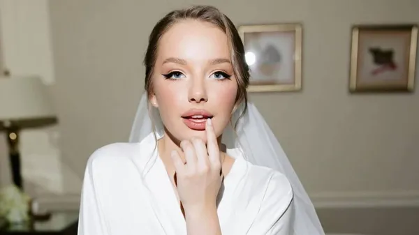 Любка Малыша получила водительское удостоверение и празднует по традиции