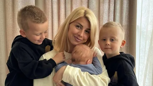 "Мамин джмелик": Петряк молодший розплакався прямо посеред свята