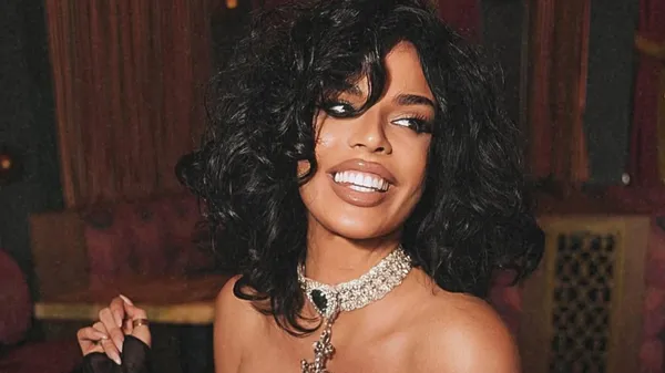 Полупрозрачное боди, роскошные формы и соблазн – самая сексуальная болельщица взорвала соцсети