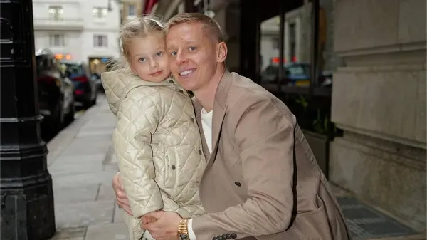 Зінченко в ролі турботливого татуся – як проходять вихідні зіркового футболіста