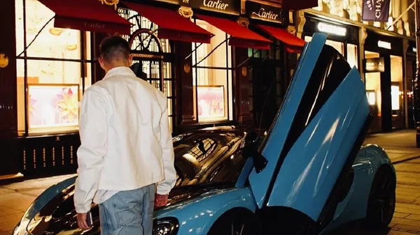 Сенсаційний Ярмолюк покинув Англію: натяк на топ-клуб – футболіст збірної України з таємною коханою