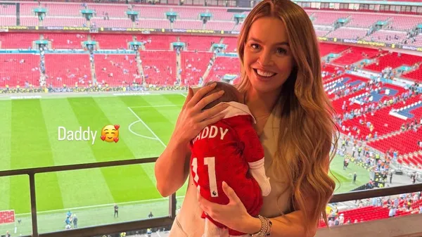 Один из лучших бомбардиров АПЛ стал отцом – младенец сразу после родов побывал на топ-матче