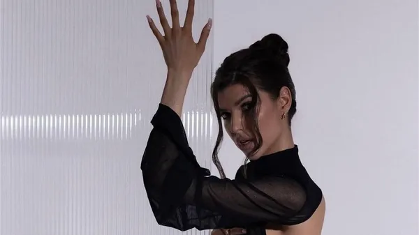 Провокативна пасія Очеретька розірвала мережу – буквально поїдає пристрасним поглядом